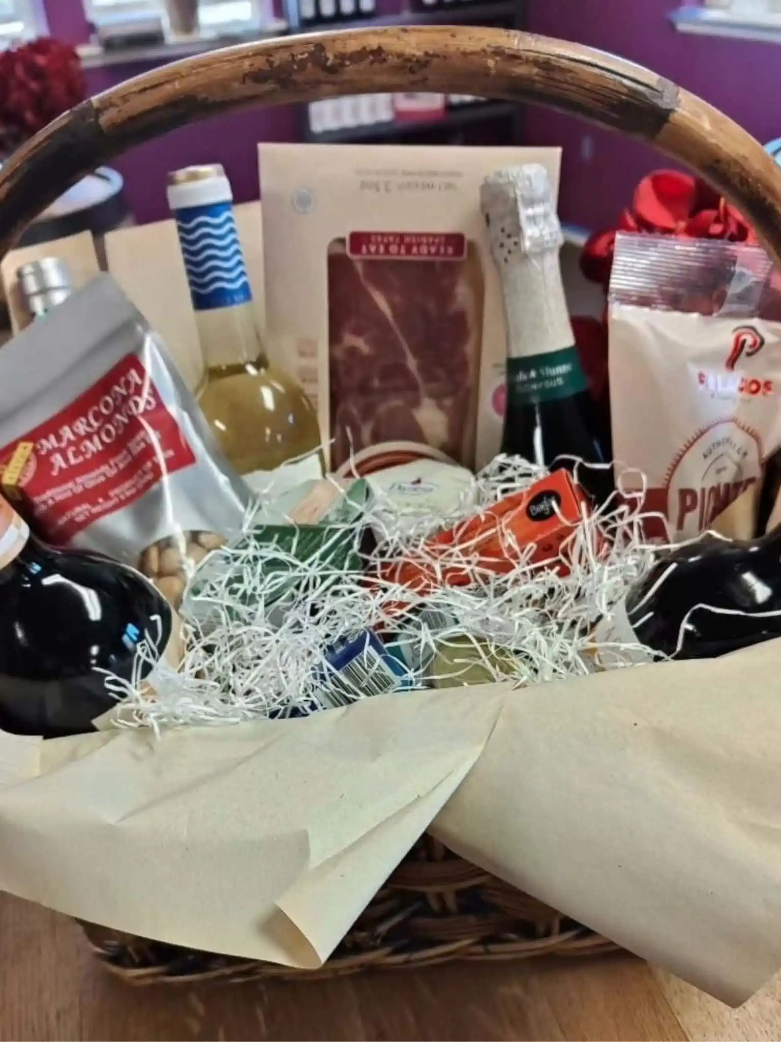 Premium Spanish gift hamper